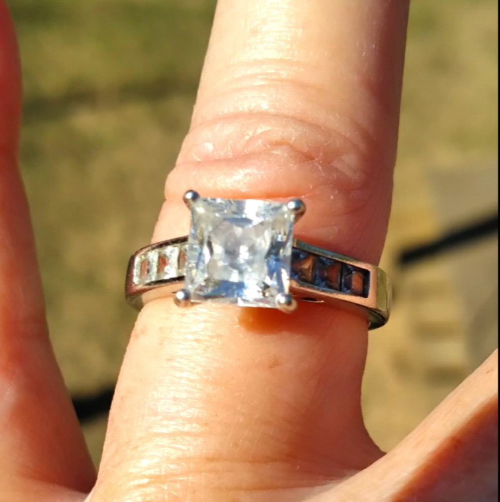 Ring) Christmas  special  only